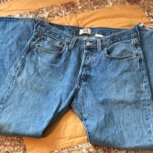 LEVI’S ORIGINAL BUTTON FLY “GUC” 32 x 30